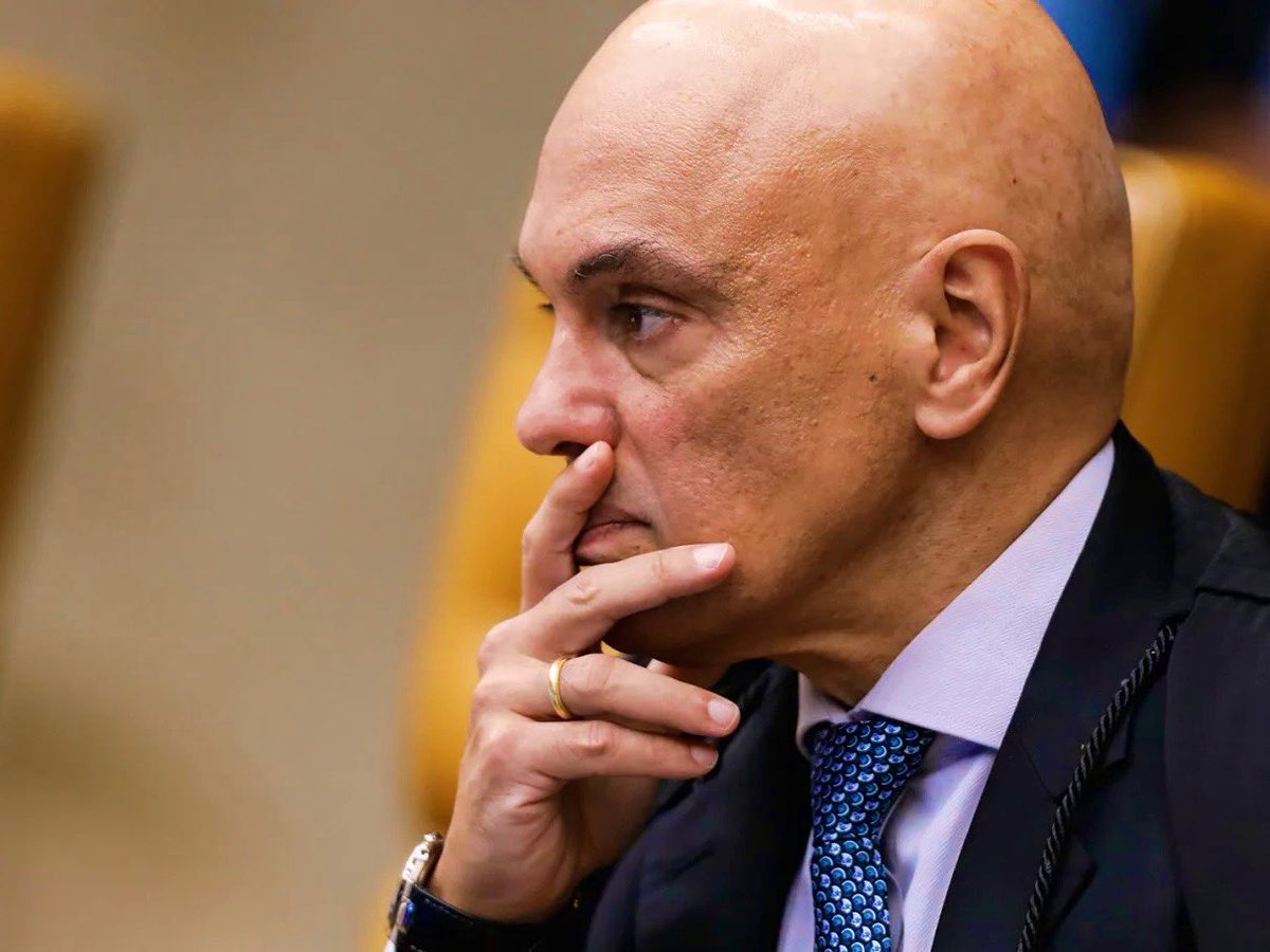 NewsLiberdade's tweet photo. 🚨URGENTE - Deputado Nikolas Ferreira convoca manifestação para o dia 29 de Setembro em BH! 

Manifestação tem como objetivo pedir o impeachment de Alexandre de Moraes. https://t.co/mOWrwA2qgV