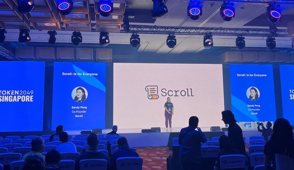 Scroll_ZKP's tweet image. What&apos;s happening at @Token2049? 👀

Wednesday was so much fun!

Here&apos;s a glimpse of our favourite moments from today ⬇️