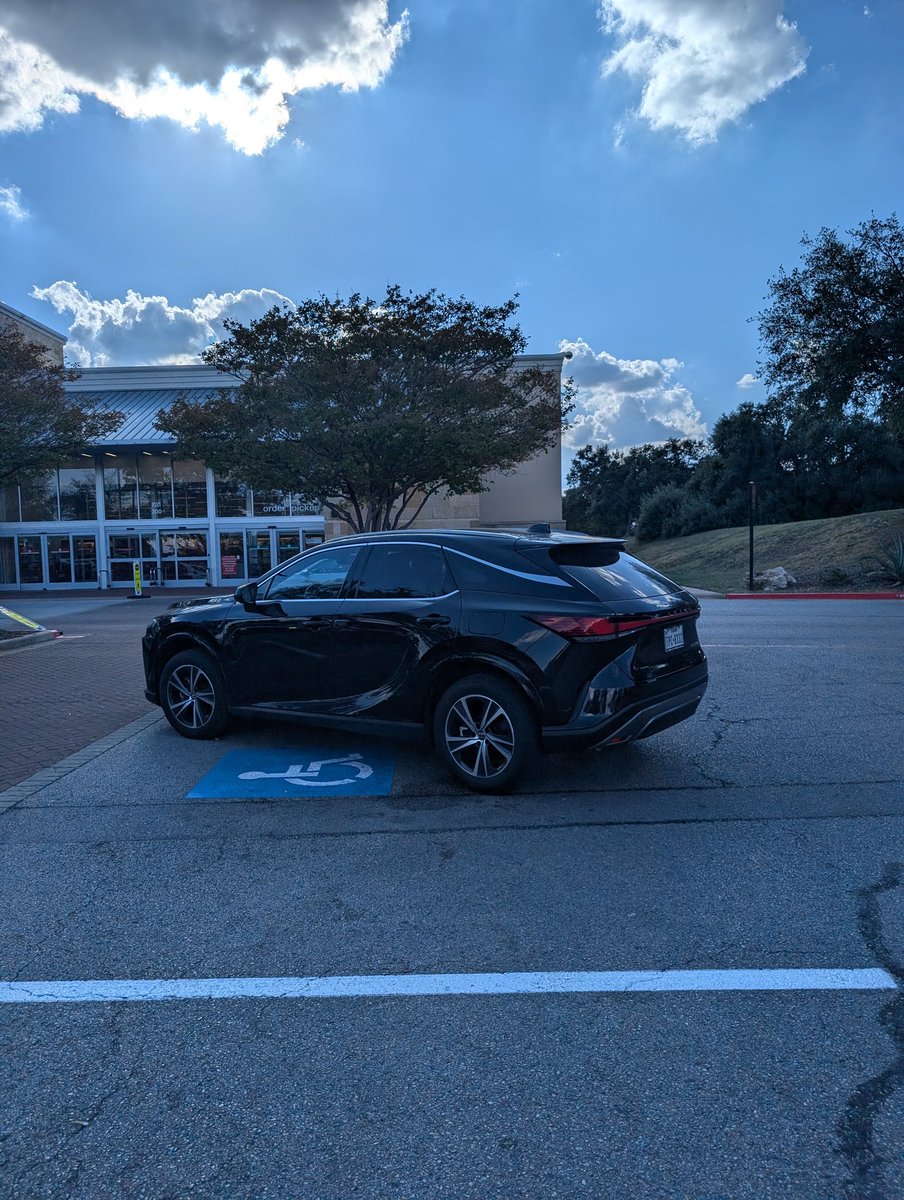Silverb4ckPrime's tweet photo. @Target @georgetowntx @WCSOTXSheriff Parked and left running in the handicap spot of the Georgetown Target in Wolf Ranch. Just another entitled person making things harder for handicap people...smdh #entitled #iwasjustrunninginreallyquick #selfimportant #nothandicap https://t.co/gZQ8ESHpJi