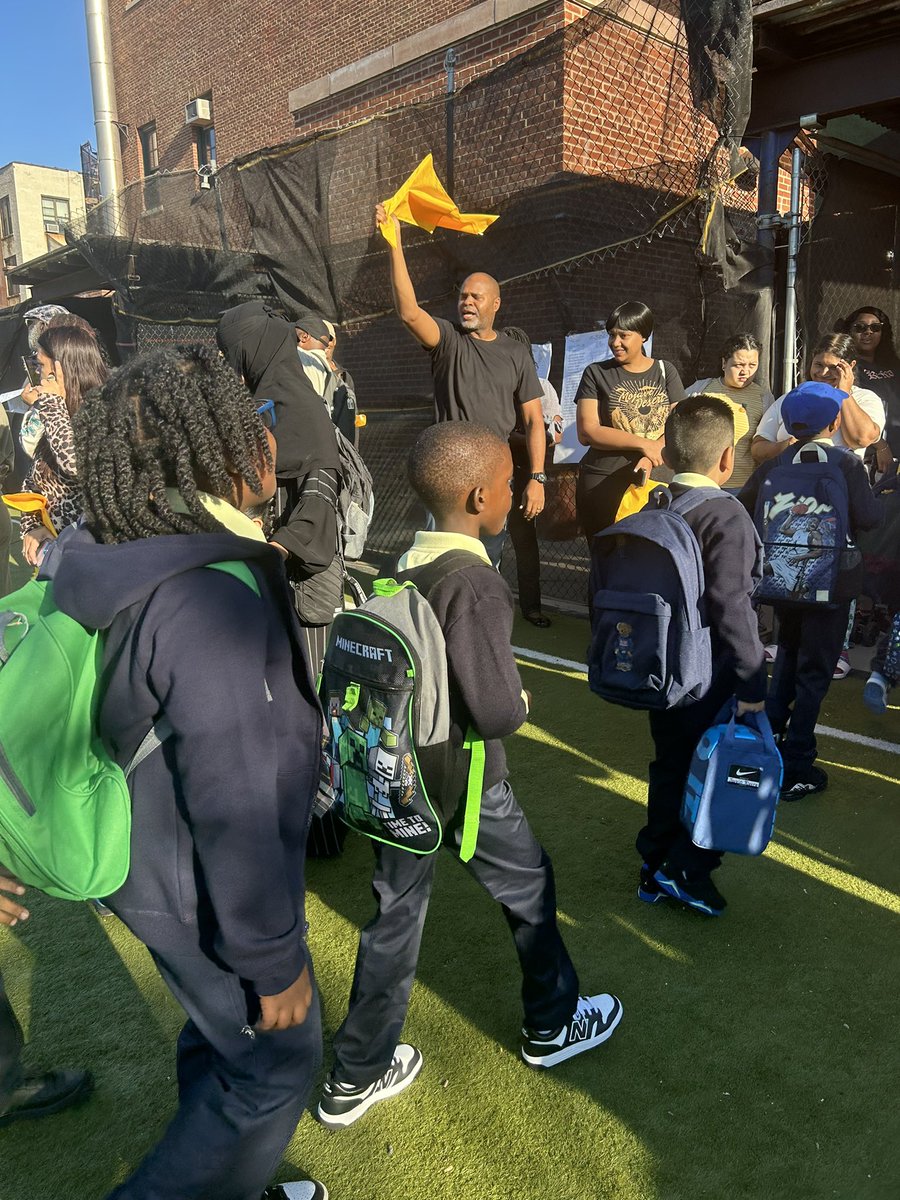 Celebrating our first day of school <a href="/Ps161k/">PS161 THE CROWN</a> <a href="/FollowCSA/">CSA</a> <a href="/CSD17NYC/">District 17</a> <a href="/DOEChancellor/">Chancellor Melissa Aviles-Ramos</a> <a href="/SheneanL/">Shenean Lindsay</a> <a href="/zellnor4ny/">Senator Zellnor Y. Myrie 麥瑞</a> <a href="/SenatorMyrie/">NYS Senator Zellnor Y. Myrie 米维</a>