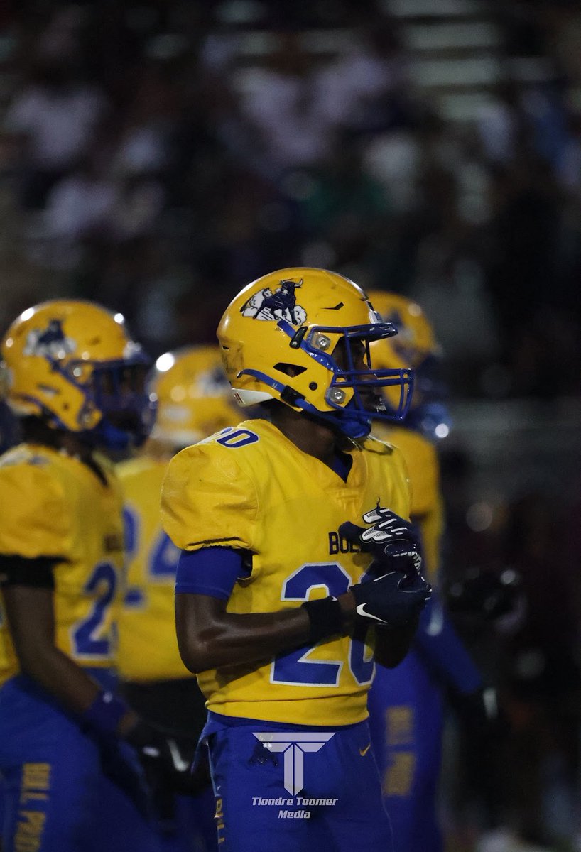 Humblebeast20_'s tweet image. a couple of plays vs norland💪🏽💯 @JerryRecruiting @mnw_fb @IamCOACH_T_Y @Rivals @ODFBall @coach_h2o @Owls247