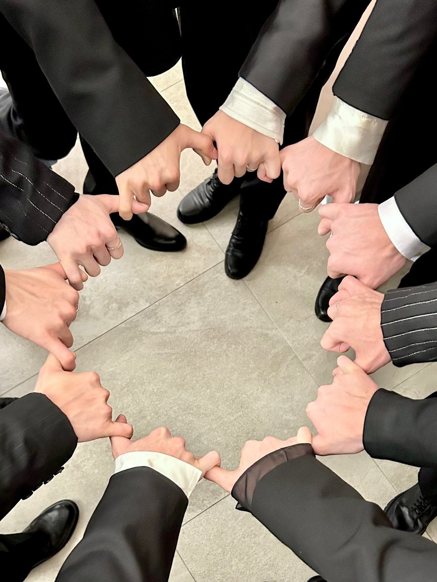 [📸]

240919 Mnet
#로드투킹덤 제작발표회 완료🖤
오늘 저녁 9시 30분 첫방송 많관부🫶🏻

#더크루원 #TheCrewOne
#ATBO #JUSTB
#ROADTOKINGDOM