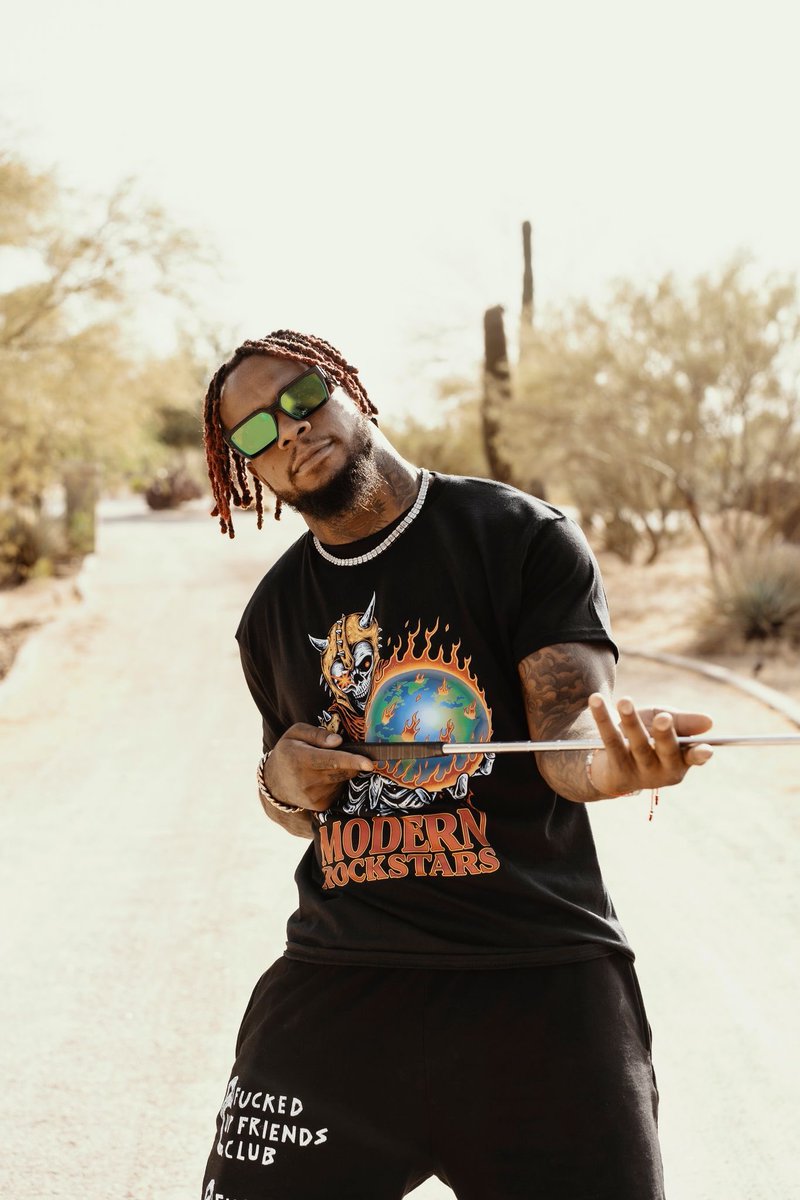 JT HOLMES tweet media