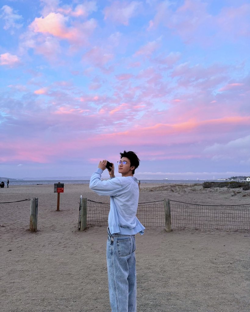 augustIune's tweet photo. NA 😭 JAEMIN 😭 IS 😭 THE 😭 MOST 😭 BEAUTIFUL 😭 MAN 😭 EVER 😭 https://t.co/eqrAMpRHW6