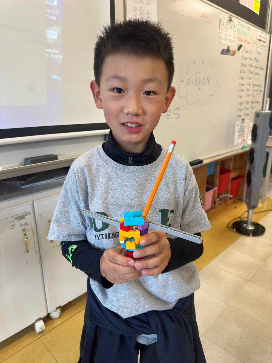 1, 2, 3, LEGO! 🎉 Students from PA and RJDS just wrapped up session two of the FIRST Lego League Explore! 🧱 They got creative discussing team roles, brainstorming unique names, and building their pencil cases! ✏️ Awesome teamwork in action! #FIRSTLegoLeague #PythagorasAcademy