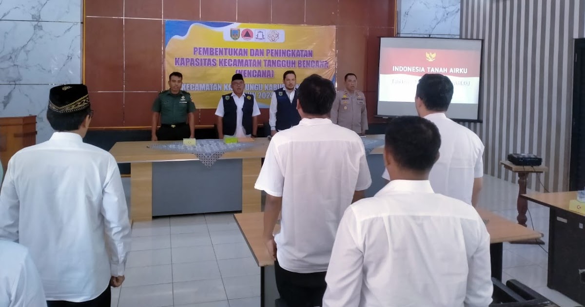 Pelda Atmojo Wakili Danramil 09/Kaliwungu Hadiri Pembentukan dan Peningkatan Kapasitas Kecamatan Tangguh Bencana (Kencana) dlvr.it/TDQ1wN