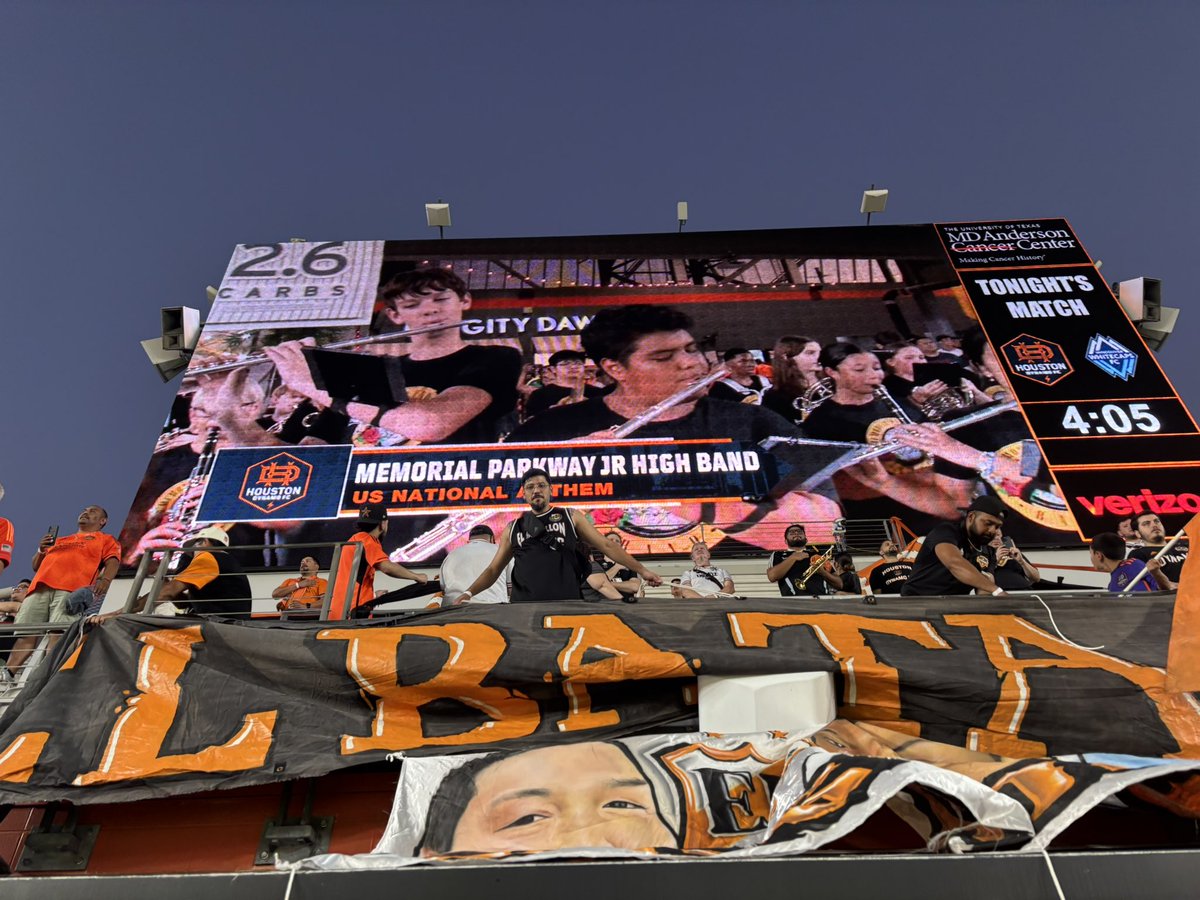 Coach Simmons tweet media