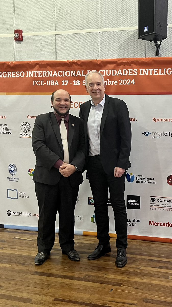 Julián D'Angelo (@julian_dangelo) on Twitter photo Concluyó el III Congreso Internacional de Ciudades Inteligentes en <a href="/UBAeconomicas/">Facultad de Cs. Económicas UBA</a>
Felicitaciones <a href="/omarquiroga1/">Omar Quiroga</a> y a todo el gran equipo organizador de <a href="/CiudadesUBA/">Ciudades UBA</a> <a href="/ceceuba/">Nuevo Espacio CECE</a> y <a href="/graduadosfceuba/">Graduados FCE UBA</a> por el gran nivel logrado, y que sigan los éxitos! 💪 Concluyó el III Congreso Internacional de Ciudades Inteligentes en <a href="/UBAeconomicas/">Facultad de Cs. Económicas UBA</a>
Felicitaciones <a href="/omarquiroga1/">Omar Quiroga</a> y a todo el gran equipo organizador de <a href="/CiudadesUBA/">Ciudades UBA</a> <a href="/ceceuba/">Nuevo Espacio CECE</a> y <a href="/graduadosfceuba/">Graduados FCE UBA</a> por el gran nivel logrado, y que sigan los éxitos! 💪