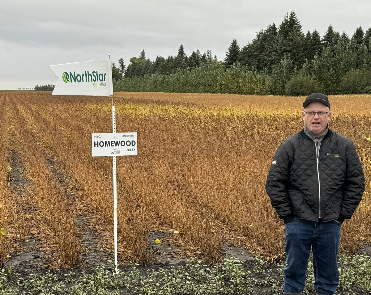 Murray Froebe (@agassizmur1) on Twitter photo Thanks to all of our customers who put on their rubber boots to come to our soybean plot tour to hear latest from <a href="/DEKALB_Canada/">DEKALB Canada</a> & <a href="/NSGeneticsCA/">NorthStar Genetics</a> . Soy plots in great shape & as always some interesting discussions. Thanks to all of our customers who put on their rubber boots to come to our soybean plot tour to hear latest from <a href="/DEKALB_Canada/">DEKALB Canada</a> & <a href="/NSGeneticsCA/">NorthStar Genetics</a> . Soy plots in great shape & as always some interesting discussions.