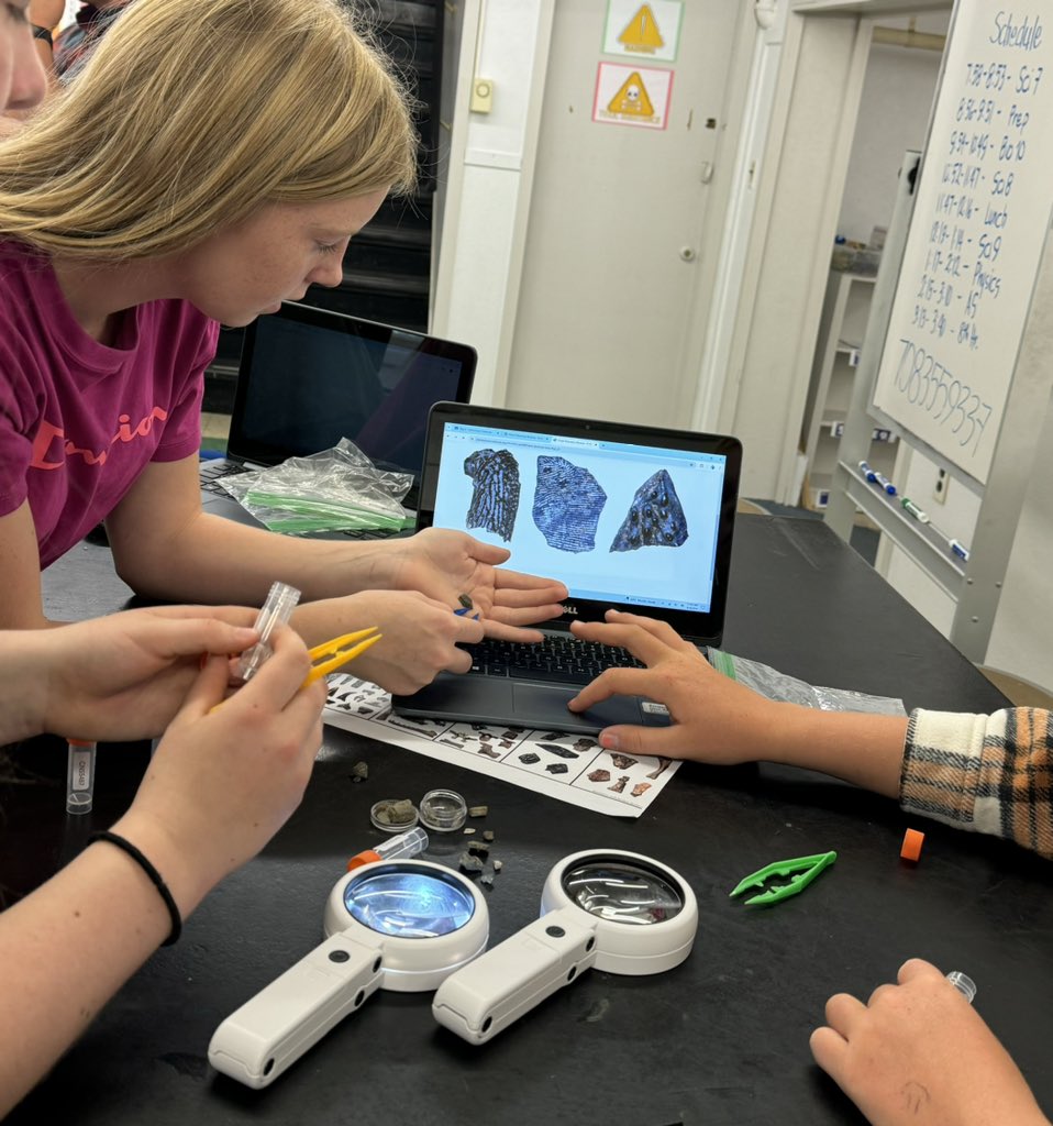 Lindsay Zanno (@expeditionlive) on Twitter photo Trilled to announce that today, <a href="/NaturalSciences/">NC Museum of Natural Sciences</a>’s paleontology #citsci project <a href="/CretCreatures/">CretaceousCreatures</a> had its NATIONAL launch 🚀 🤩 inside the community where our microfossils derive—Garfield County High School in Jordan #Montana! This year we’ll be all over the USA! Trilled to announce that today, <a href="/NaturalSciences/">NC Museum of Natural Sciences</a>’s paleontology #citsci project <a href="/CretCreatures/">CretaceousCreatures</a> had its NATIONAL launch 🚀 🤩 inside the community where our microfossils derive—Garfield County High School in Jordan #Montana! This year we’ll be all over the USA!