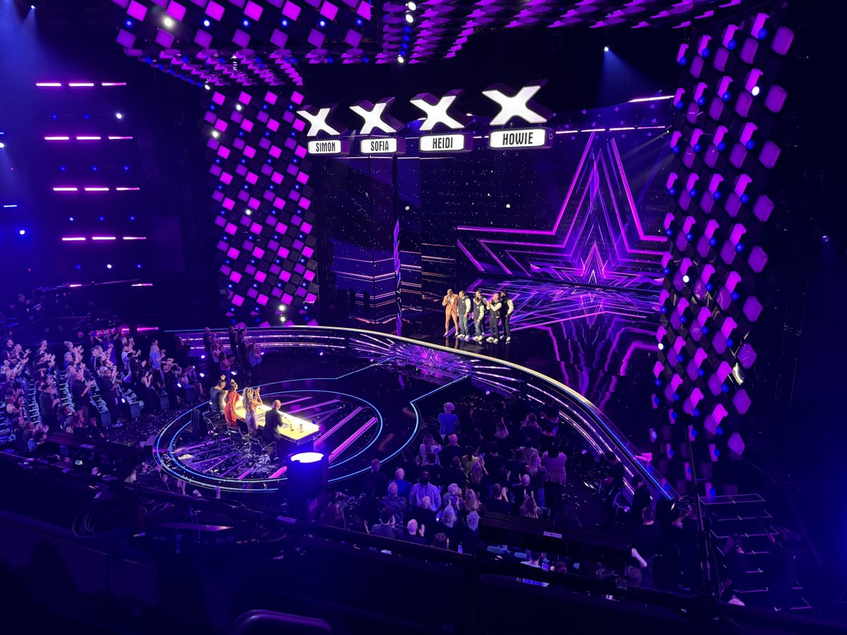 DR1 Team tweet media