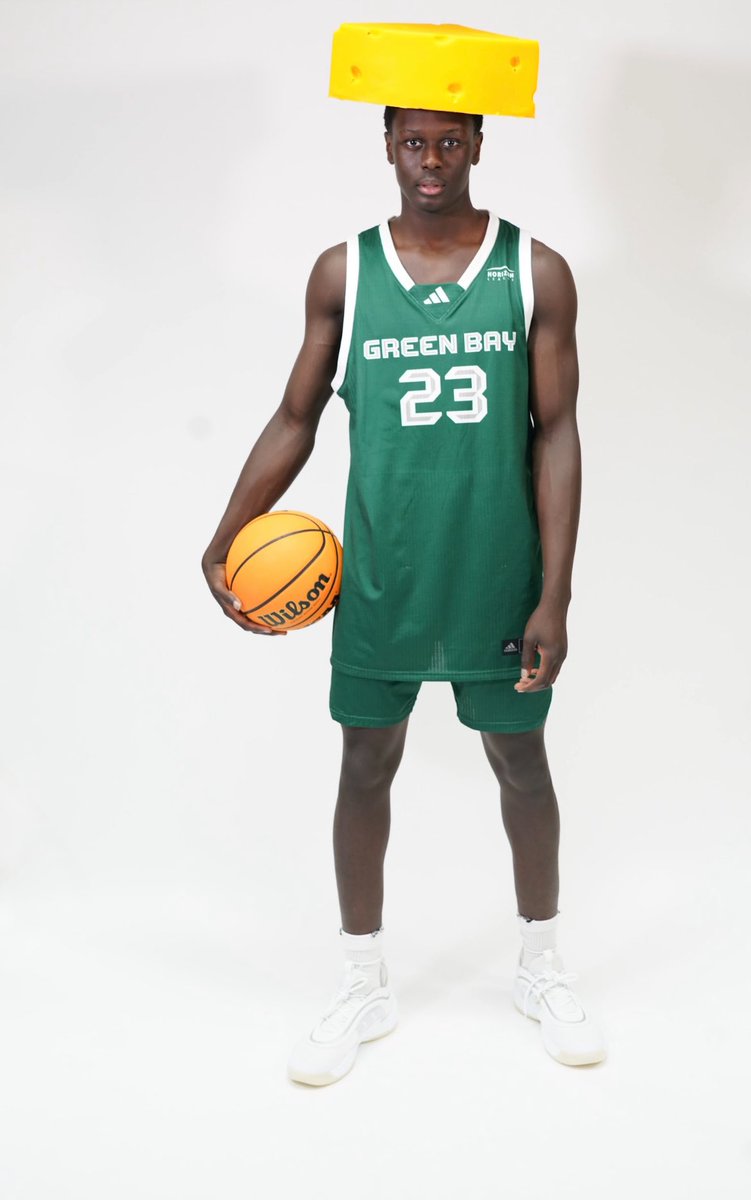 Thian Riak tweet media