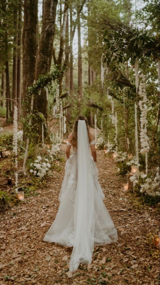 JOJ0URNEY's tweet photo. (pt1) thank u to everyone for a beautiful ceremony. what a special moment to share with those nearest and dearest to my heart. this doesn’t even feel real! my heart is so warm. pls enjoy cocktail hour while we christen…. LMAO we’ll see everyone soon for the reception! https://t.co/xTnfDGAa65