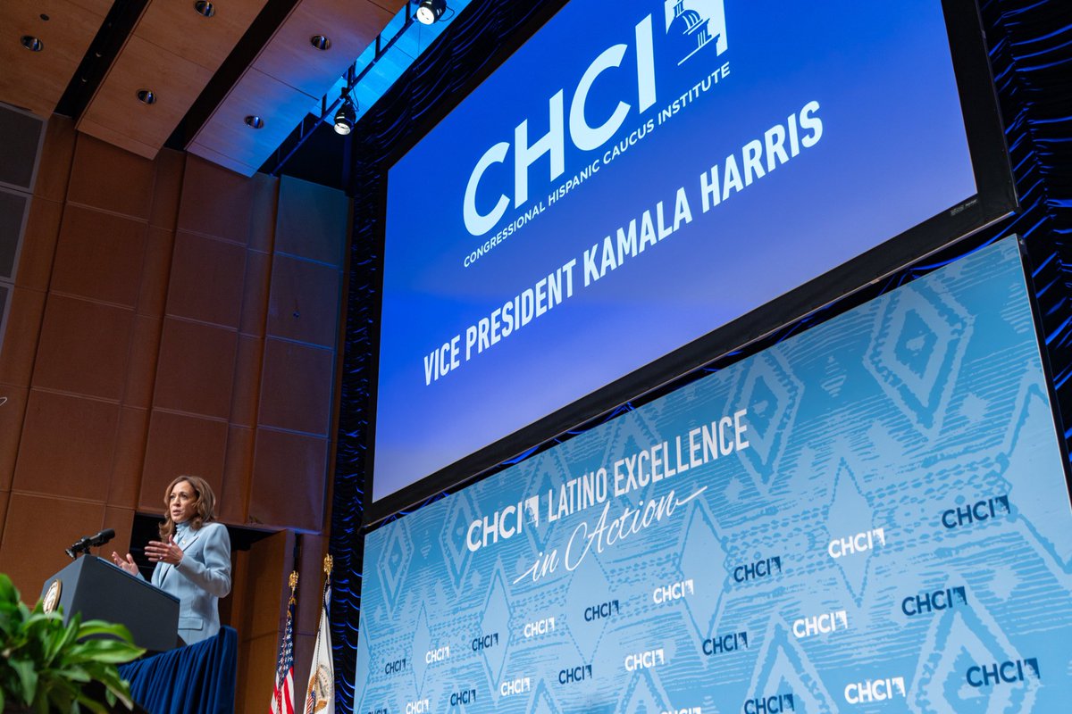 VP46Archive's tweet image. I am proud to have fought alongside the leaders of the Congressional Hispanic Caucus for many years. Together, we defended workers' rights, forgave student loan debt, and expanded health care — including for Dreamers.

Together, we will continue to move our nation forward.