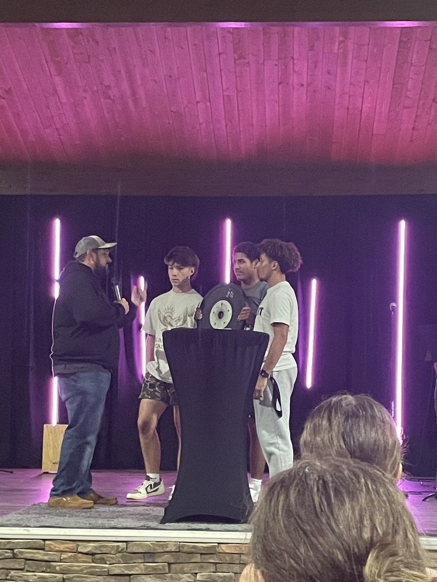Kelby (@kelbodean) on Twitter photo Jarrell did an amazing job tonight sharing His word. “Let go and lay it at the feet of Jesus”. <a href="/LIONSTRONGFB/">Central Football</a> Jarrell did an amazing job tonight sharing His word. “Let go and lay it at the feet of Jesus”. <a href="/LIONSTRONGFB/">Central Football</a>
