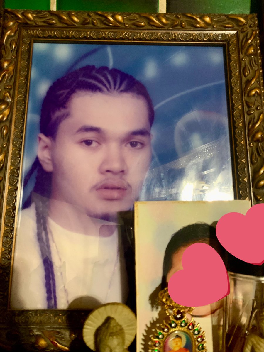 _linglee's tweet image. Think about y’all from time to time &amp;amp; wonder how my life would’ve played out if y’all was still around. 2 gone, 1 in the feds. Streets ain’t it. Mom took too many loses ❤️‍🩹 #mybrotherskeeper