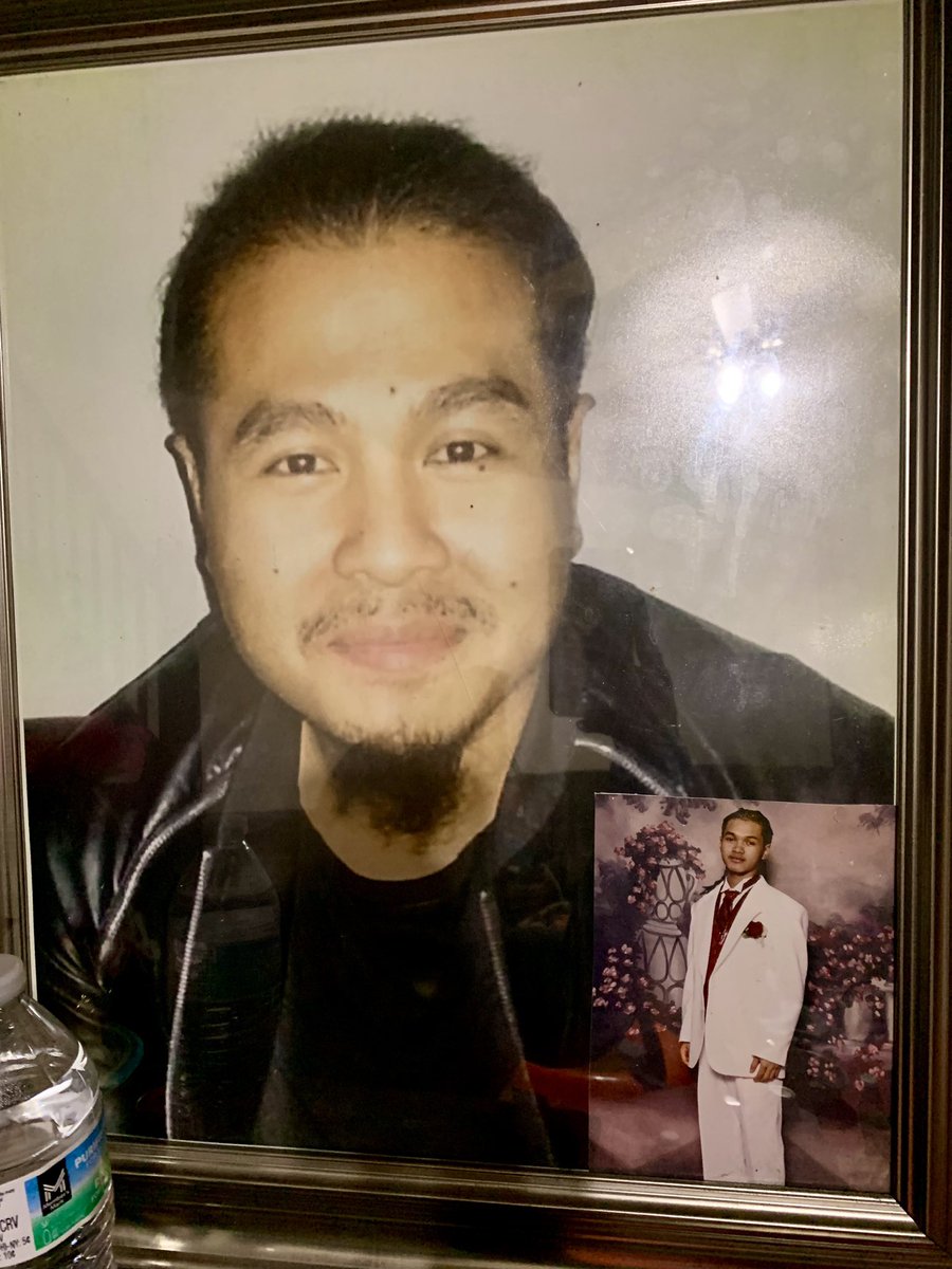 _linglee's tweet image. Think about y’all from time to time &amp;amp; wonder how my life would’ve played out if y’all was still around. 2 gone, 1 in the feds. Streets ain’t it. Mom took too many loses ❤️‍🩹 #mybrotherskeeper