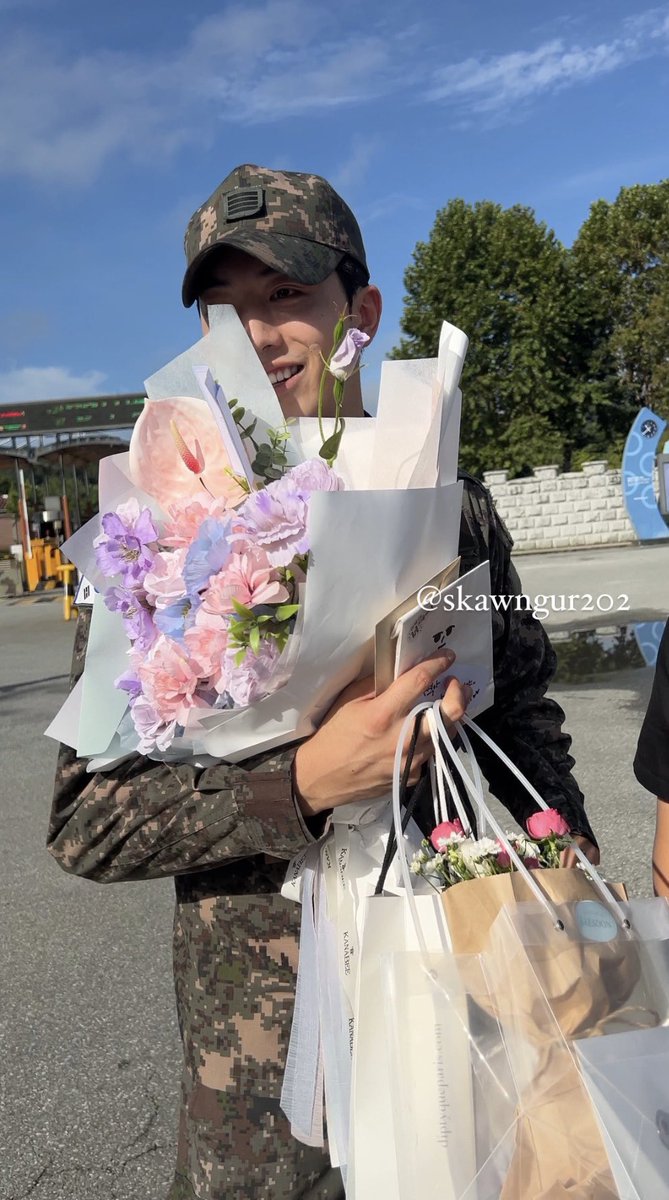 ` 마 크 잭 슨 . tweet media