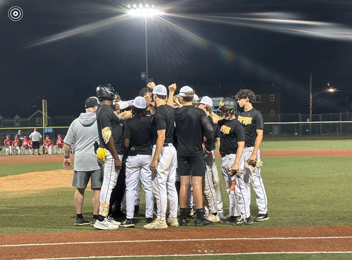 Vipers Gold 16U
Shane Broadwater 2-4, 1R, 1RBI
Dom DiGuiseppe 1-3, 1R, 1BB
Jimmy Schultz 1-2, 1R, 2BB
Lucas Mann 1-3, 1RBI
Joey Stout 1-3, 1RBI
Mekhi Davis 1-2, 1R &amp; 2.1IP, 0H, 0R, 1K
Ryan Greenberg 1IP, 0H, 0R, 2K