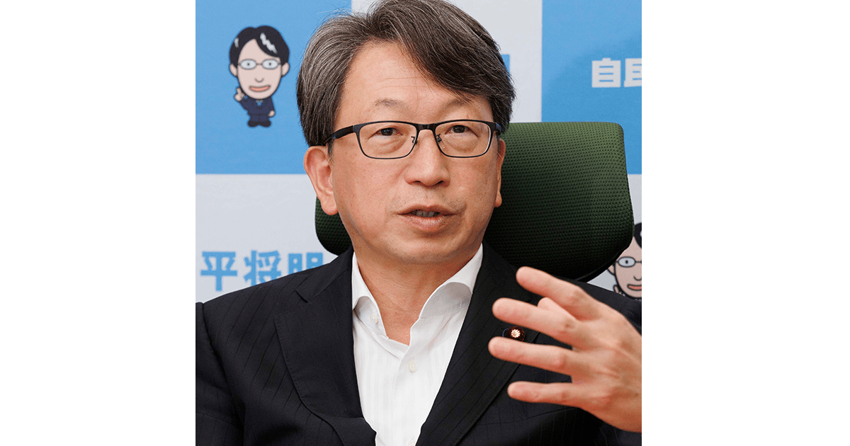 nihonjintamasii's tweet photo. 自民党総裁選挙、石破茂候補支援の平将明議員が
「高市さんのリーフレットが全国の党員に配られている。・・・他の陣営は一切出していない」などと
テレビで大嘘をつき高市候補を誹謗中傷

他の陣営も出していた

「平将明議員は高市早苗候補に謝罪するべきだ‼️」

と思う方は、リツイートして下さい。 https://t.co/ZU0tMLkNoq