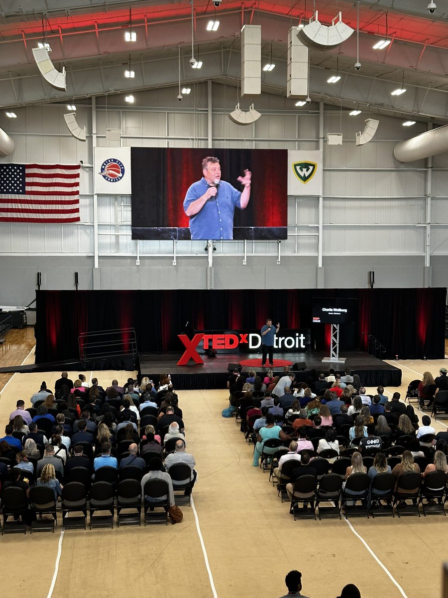 On my way Philly for <a href="/techseowomen/">Women in Tech SEO</a> spent the day with the amazing humans volunteering <a href="/TEDxDetroit/">TEDxDetroit</a> . The whole day feels like love ❤️. Best kick off to conference season ever.