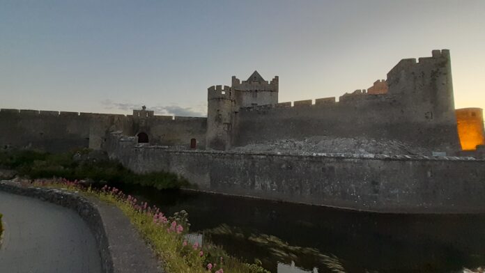River Suir Features On Prime Time British TV dlvr.it/TDPry9