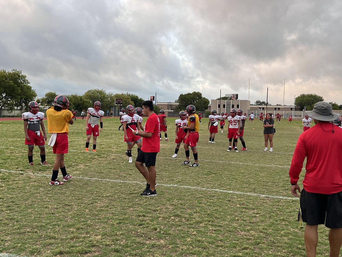 LEE Vols Football (@leevolsfootball) on Twitter photo Big thanks to <a href="/JaguarsJackson/">JacksonJaguarsAthletics</a> for allowing us to practice on your field this morning. Grateful for the support from our community! #FutureVols #Community
<a href="/NEISD/">North East ISD</a> <a href="/NeisdAthletics/">NEISD ATHLETICS</a> <a href="/leeneisd/">LEE VOLUNTEERS</a> Big thanks to <a href="/JaguarsJackson/">JacksonJaguarsAthletics</a> for allowing us to practice on your field this morning. Grateful for the support from our community! #FutureVols #Community
<a href="/NEISD/">North East ISD</a> <a href="/NeisdAthletics/">NEISD ATHLETICS</a> <a href="/leeneisd/">LEE VOLUNTEERS</a>