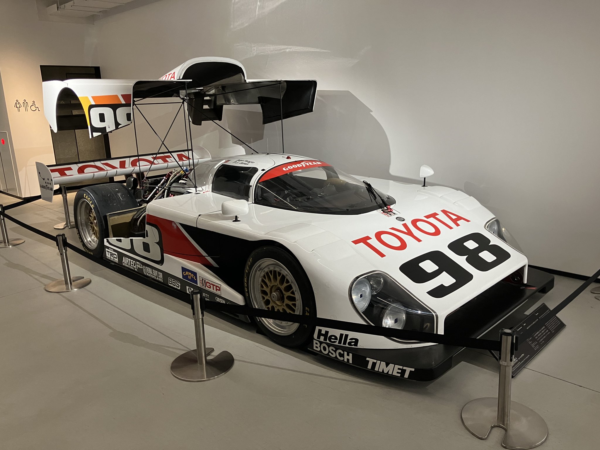 ポルコロッソ様 1972年スタジアムバーエンドミラーたまご型