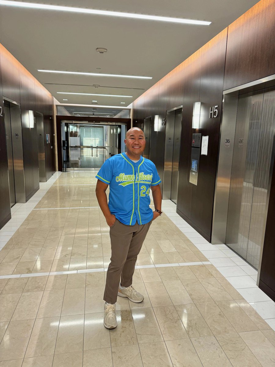 02Tyang's tweet image. 🌟 Fantastic #EQ session at @MDPAlumni Leadership Speaker Series! Thanks, Torino Fitzgerald &amp;amp; Jaron Felder for the insights. Rocked my MDP Alumni swag today! 🎓

Big thanks to John, Erin, &amp;amp; Jacqueline. Can&apos;t wait for the next one! 🚀

#MDPAlumni #LeadershipDevelopment #AT&amp;amp;T