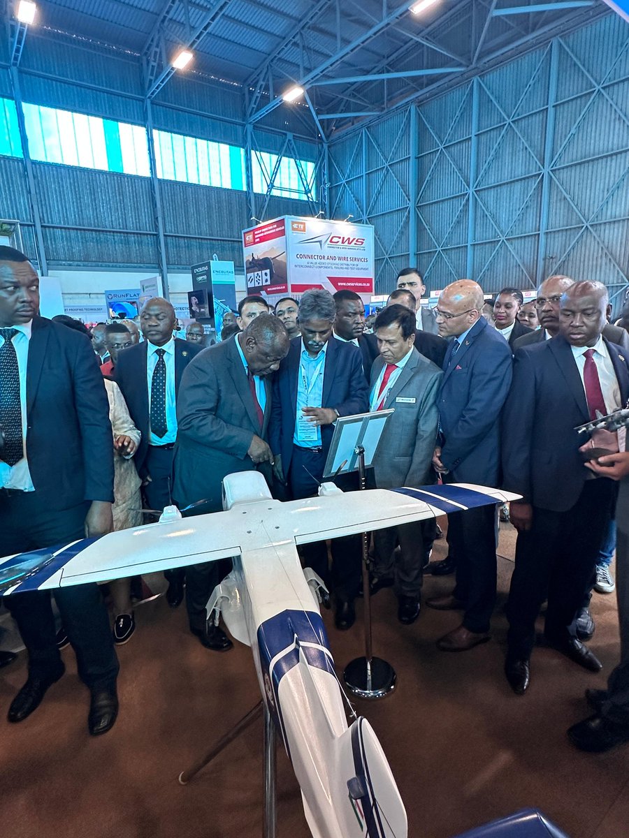 avnlofmkpro's tweet photo. Shri Sanjay Dwivedi CMD AVNL receiving His Excellency Hon’ble Shri Matamela Cyril Ramaphosa, the President of South Africa at India Pavilion at Africa Aerospace and Defence (AAD)Exhibition 2024 Tshwane, Johannesburg.’ @AVANI_PR  @DefProdnIndia https://t.co/7CckuSKIfW