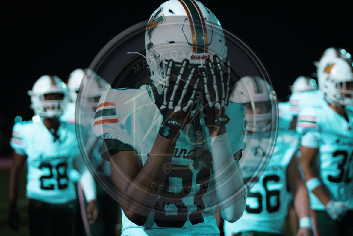 What’s happening?
#football #LateNightThoughts #FridayNightLights