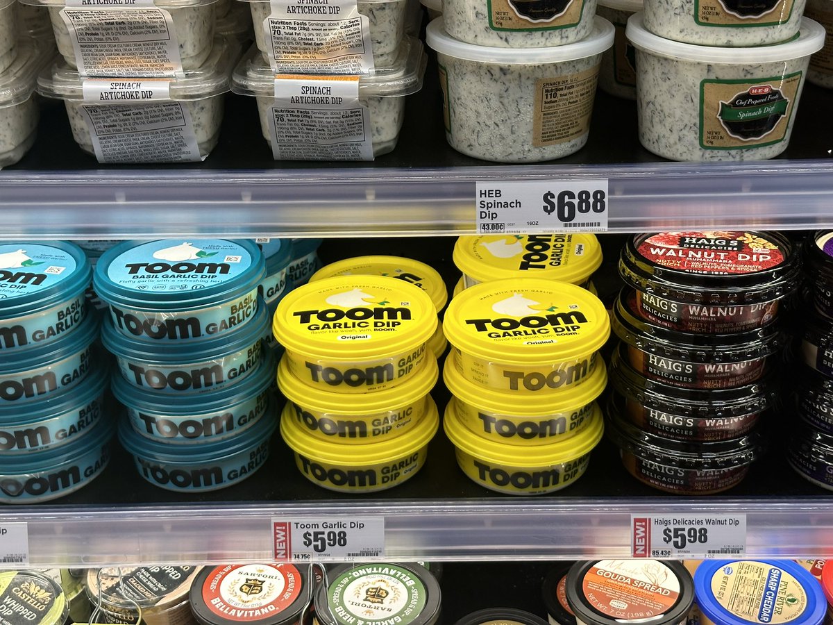 AJAnsariX's tweet image. Guess what I FINALLY found at my local @HEB in Katy!!! Only THE BEST garlic dip you’ll find in a grocery store! @toomdips! No more bringing it back in a chilled bag on my trips from Florida 😂😂 #GarlicDip #Toom #GoesWithEverything #DontForgetToMouthwashAfter