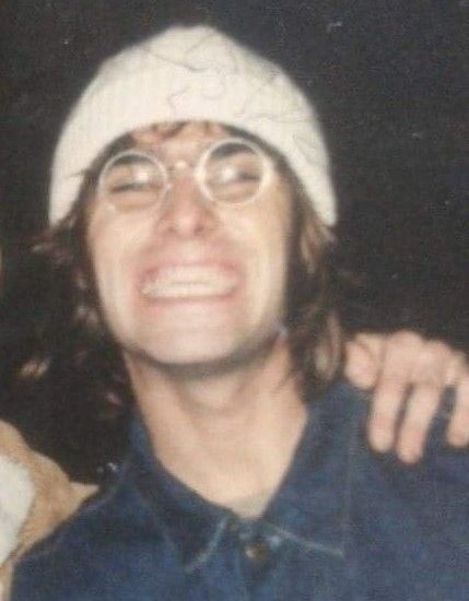 liampurrs's tweet photo. i rlly love his smile....reminds me of a kitten https://t.co/3955Mj7sMn