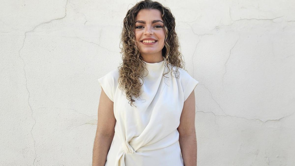 De querer ser presidenta del Gobierno a soñar con ser la reina de las Fallas dlvr.it/TDPzDX ( vía <a href="/FallasLevante/">Fallas Levante</a> )