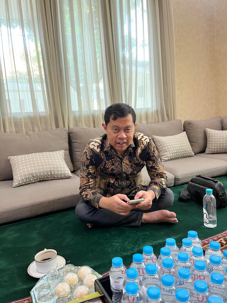 Tri Dianto Cilacap (@tridianto_) on Twitter photo Ke jkt naik kereta.pagi2 nebeng sarapan di duren sawit cc <a href="/mamunalbarbasy/">Ma'mun Murod Al-Barbasy</a> π Ke jkt naik kereta.pagi2 nebeng sarapan di duren sawit cc <a href="/mamunalbarbasy/">Ma'mun Murod Al-Barbasy</a> π