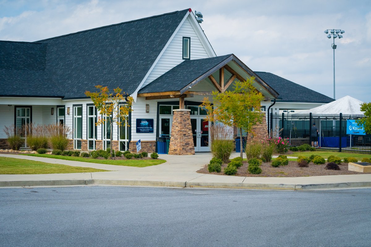 ITA_Tennis's tweet image. Important Venue Change 🏟️

Due to a scheduling conflict, the ITA Conference Masters will now be hosted at the Rome Tennis Center this November. Read more about the ITA Conference Masters tournament below ⬇️

ℹ️ bit.ly/3ZPulqB (Event Page)

#WeAreCollegeTennis #ITAMasters