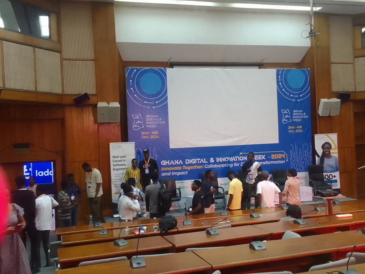 Sam_Tuga_1's tweet image. 🚀 We just wrapped up an insightful event hosted by Codetrain! 💡 A big thank you to everyone who joined us to learn, share, and grow in tech. The future is bright, and we're excited for what's next! #Codetrainafrica #codetraingh