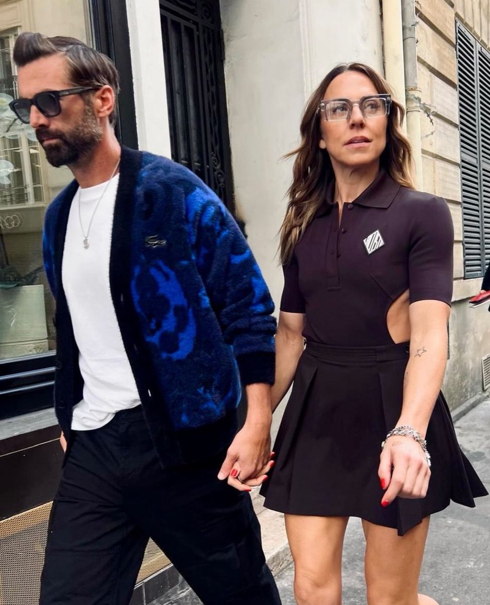 MelanieCupdates's tweet photo. 📸 | MelanieCmusic; I was lucky enough to be at the @lacoste Spring Summer 25 show in Paris this week, an absolutely spellbinding collection, I am in awe @/pelagia.kolotouros . Thank you so much for having US #LacosteSS25 https://t.co/ihsgf4YxZt