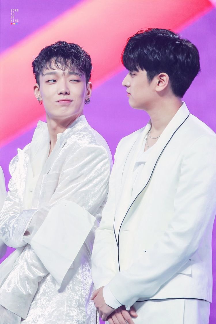 just_an_iKONIC's tweet photo. #ChanBob missing hour https://t.co/IO0tvPVHWF