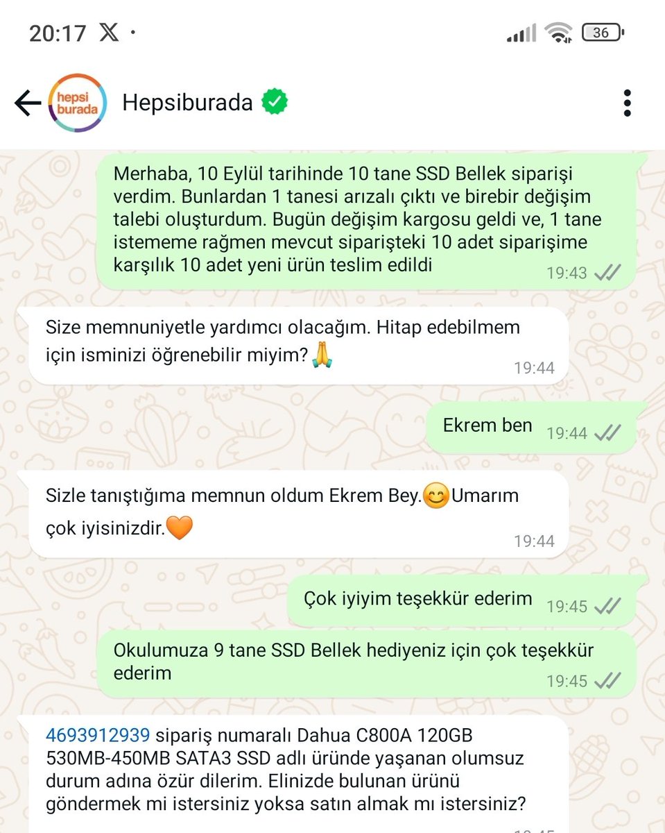 Okulumun BT sınıfı için 10 adet SSD bellek aldım, 1'i arızalı çıktığı için birebir değişim talep ettim. Bugün kargo geldi, 1 yerine 10 adet göndermişsiniz. <a href="/hepsiburada/">Hepsiburada</a> çalışanları zarar görmesin ancak kalan 9 SSD belleği eğitime katkı için okulumuza hediye ederseniz seviniriz :)