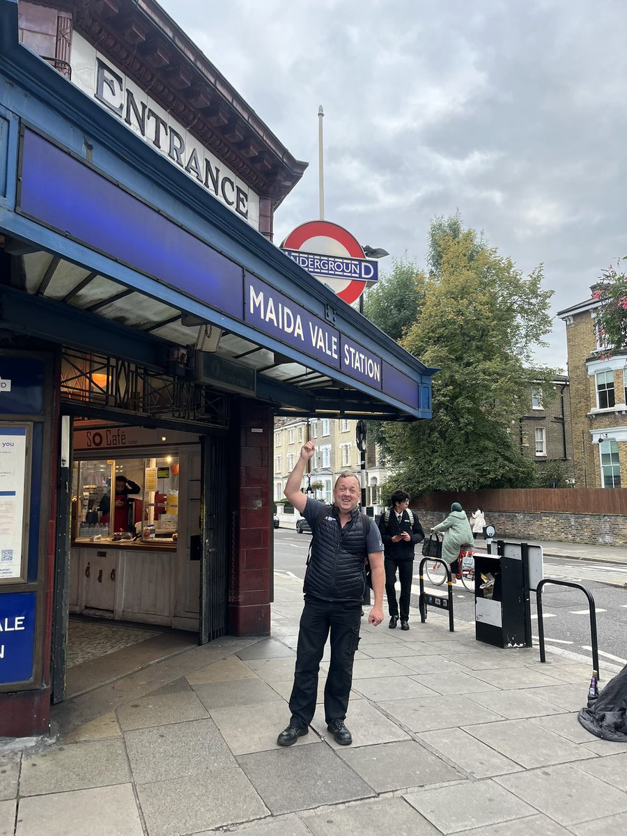 Pete Vessey (@commando_pete) on Twitter photo In London today with Derek!! Our CJ from across the pond 🇺🇸🇺🇸 he is former US Air Force ✈️interestingly Derek can program in 7 computer languages 🤓🤷🏻♂️ he knows some interesting mission hacks and favourite CJ character is Amelia Earhart 👩🏻✈️👩🏻✈️ <a href="/CommandoJoes/">Commando Joe's</a> In London today with Derek!! Our CJ from across the pond 🇺🇸🇺🇸 he is former US Air Force ✈️interestingly Derek can program in 7 computer languages 🤓🤷🏻♂️ he knows some interesting mission hacks and favourite CJ character is Amelia Earhart 👩🏻✈️👩🏻✈️ <a href="/CommandoJoes/">Commando Joe's</a>