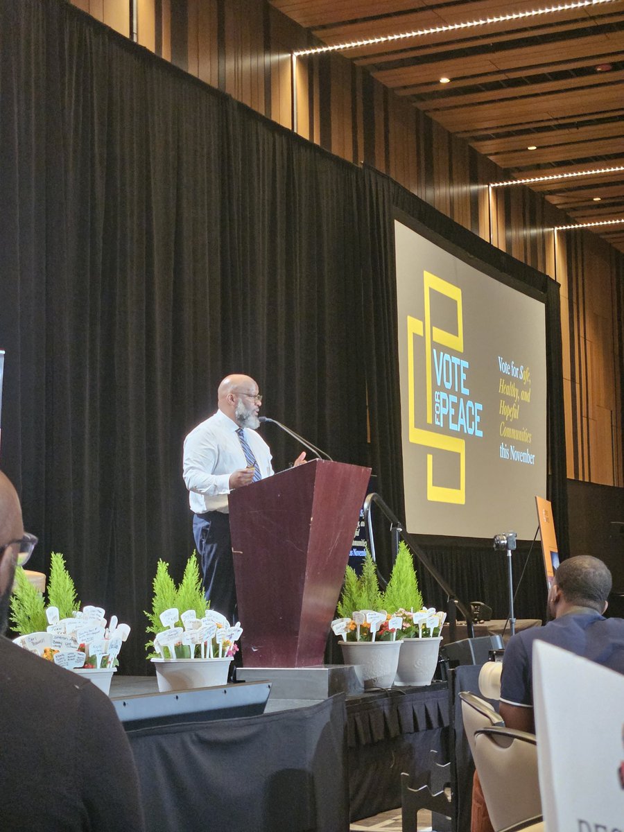 We outside! So honored to join the team. #CU11Seattle <a href="/CitiesUnited/">Cities United</a>