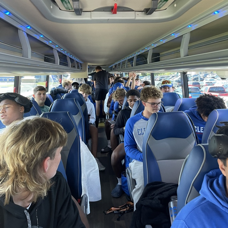 clevelandhightn's tweet image. Good luck to our Raider Football team! They are off to North Carolina to play Charlotte Christian tomorrow. #1stclass 😎🏈