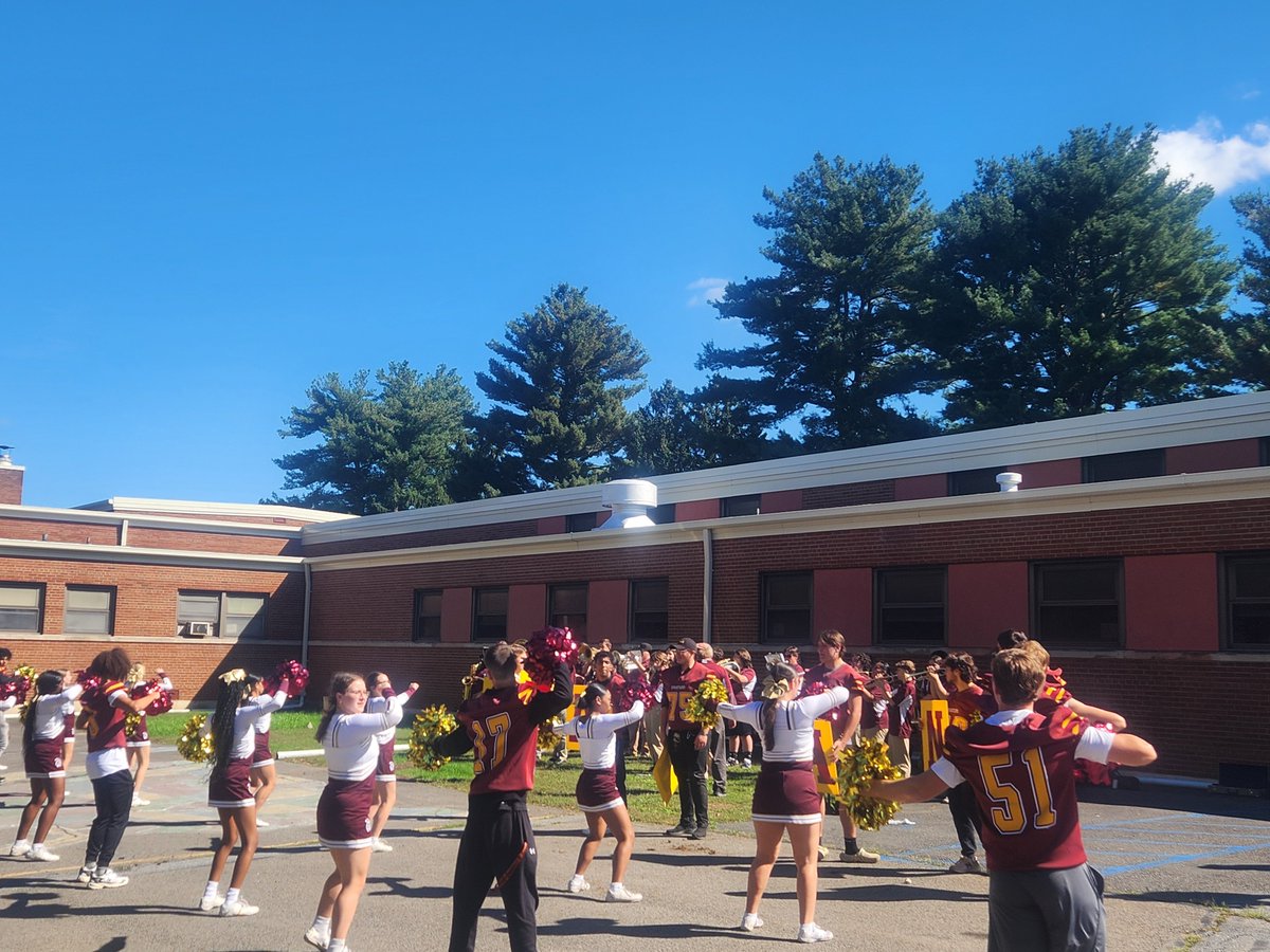wvwfootball's tweet photo. 2nd half of the pep rally tour was just as good as the first.
#SpartanSpirit
#SpartanStrong https://t.co/APwRXaaJwt