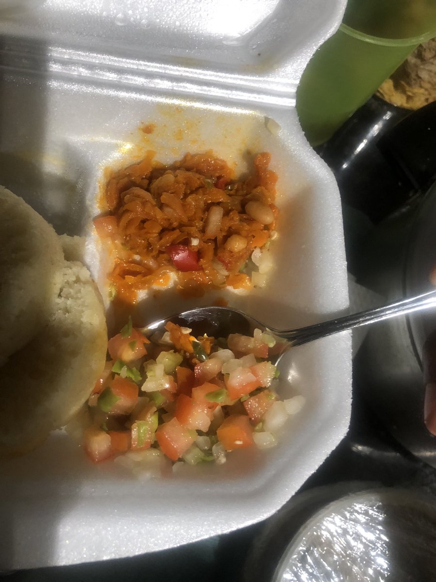 Justin_ABAV's tweet photo. @Bailys_ I’m not a happy customer, ordered now on Uber Eats and your salad portions are criminal 🤨 less than a spoon for the price we pay is robbery!!! https://t.co/0v0CS7zasx
