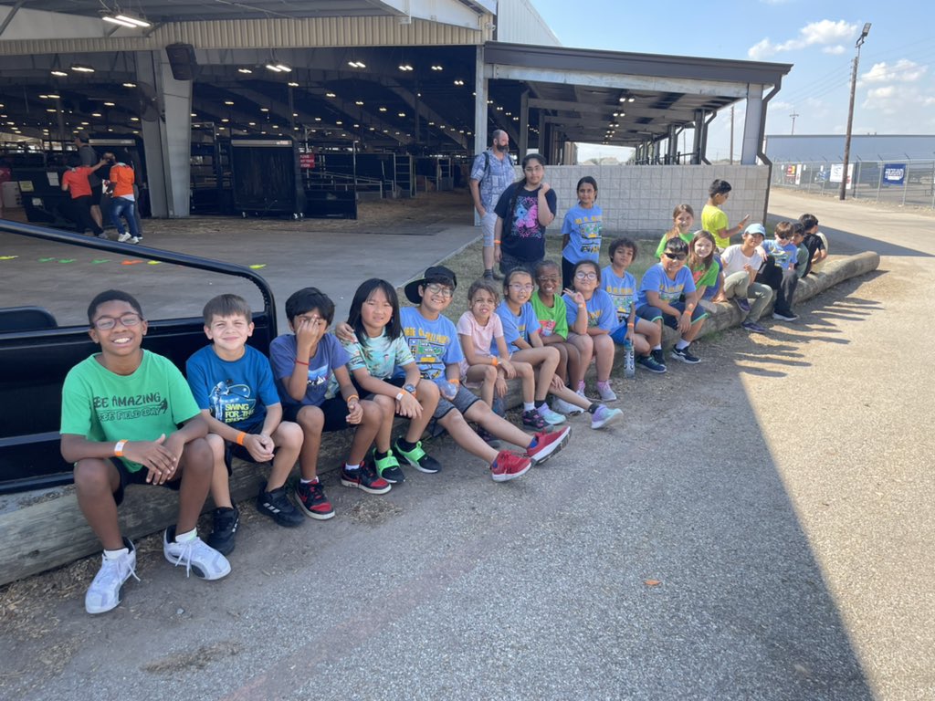 Jennifer Dees tweet media