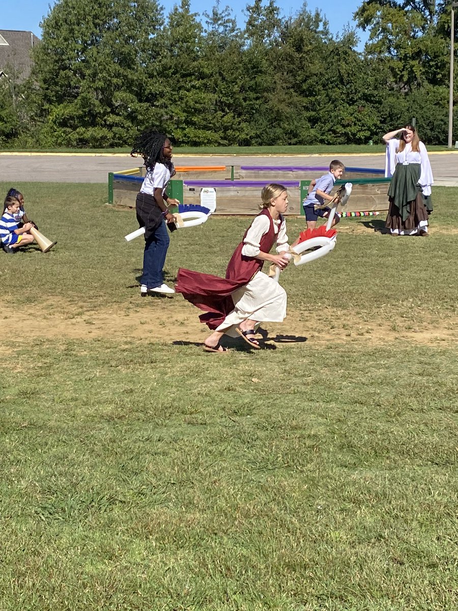 Bailey Station (@baileybears05) on Twitter photo BSE 4th grade students enjoyed a culminating activity for the CKLA unit on Medieval Times! <a href="/drrusselldyer/">Russell Dyer</a> <a href="/cville_schools/">Collierville Schools</a> BSE 4th grade students enjoyed a culminating activity for the CKLA unit on Medieval Times! <a href="/drrusselldyer/">Russell Dyer</a> <a href="/cville_schools/">Collierville Schools</a>