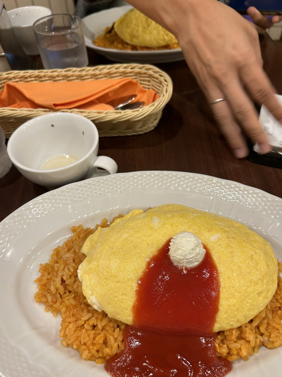 ゆの tweet media