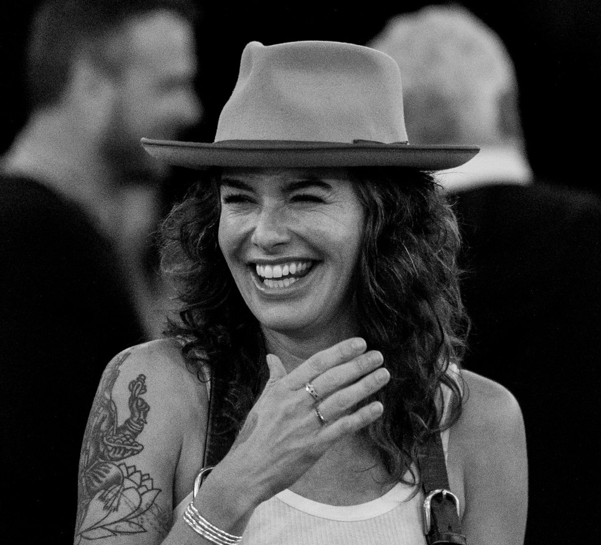 Lena Headey Updates tweet media