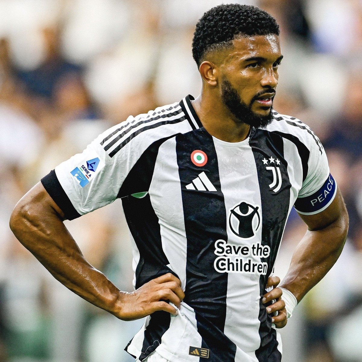 juventusfces's tweet image. Forza @bremeroficial🤍🖤